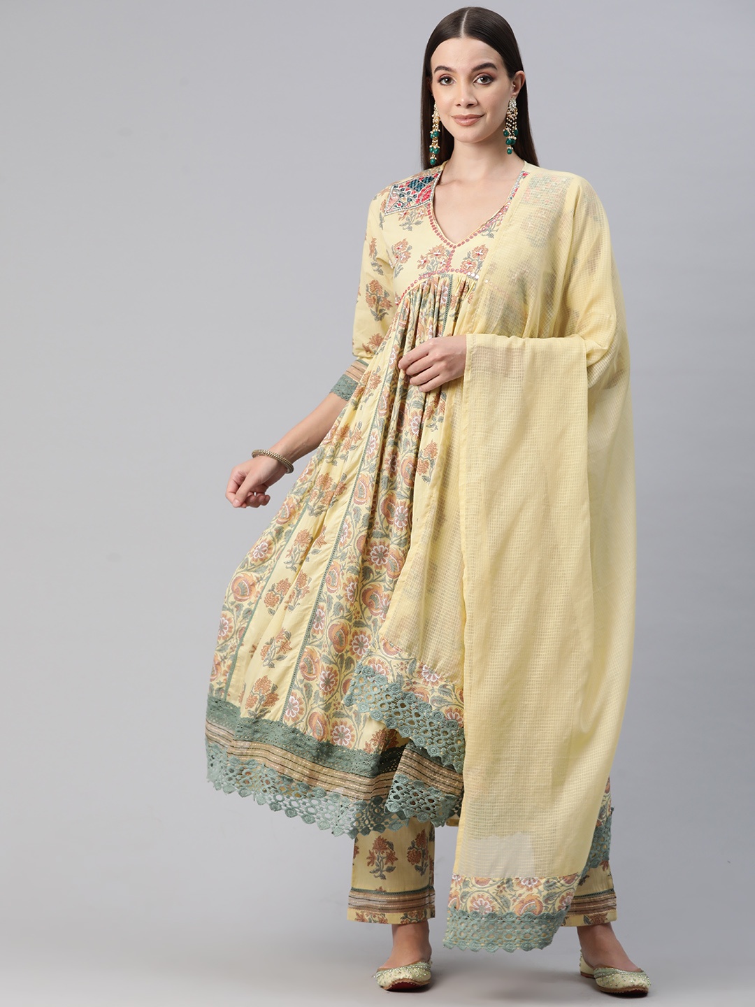 

Readiprint Fashions Floral Printed Empire Zari Pure Cotton Kurta with Trousers & Dupatta, Yellow