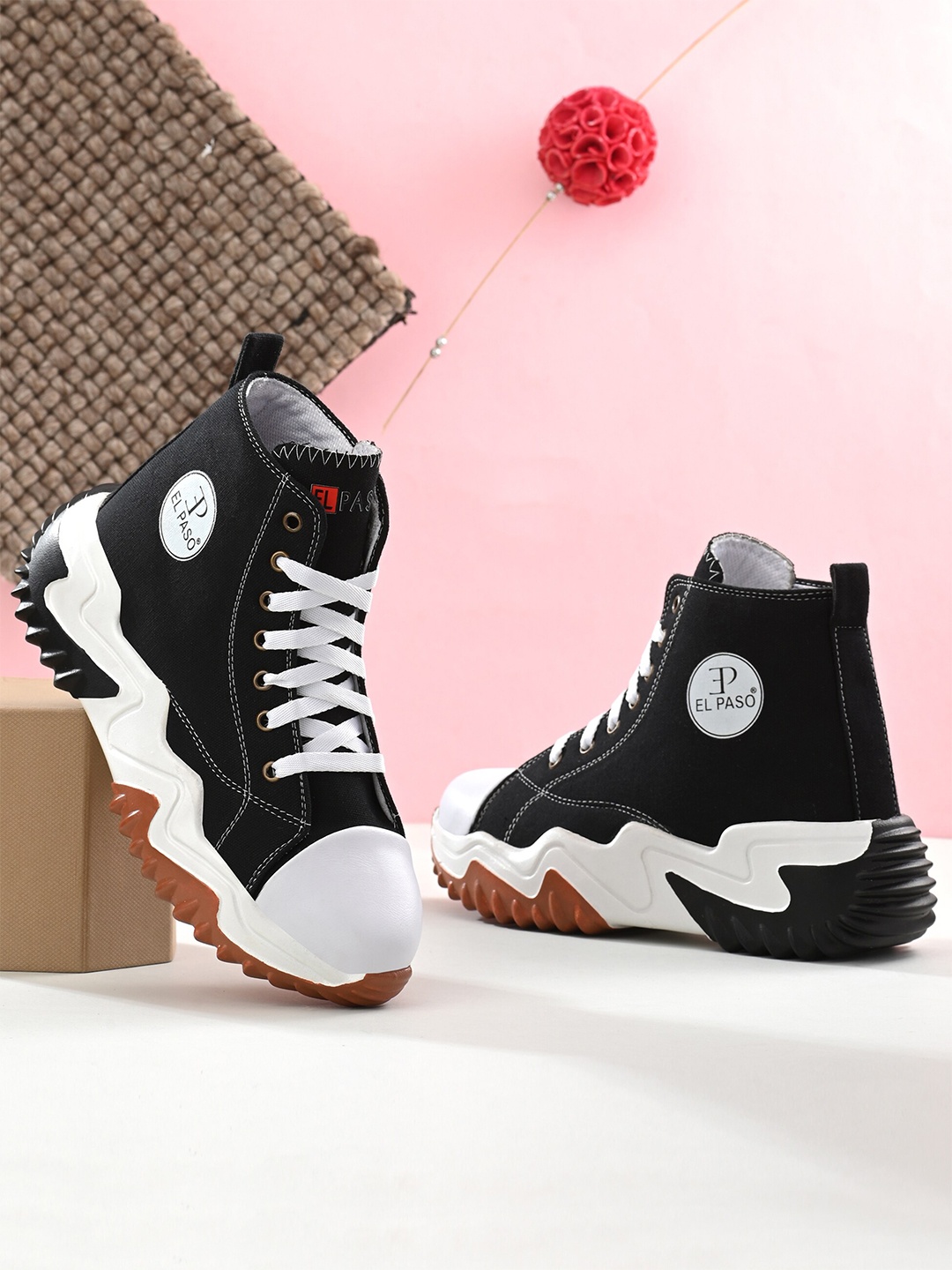 

El Paso Women Round Toe Mid-Top Lightweight Sneakers, Black