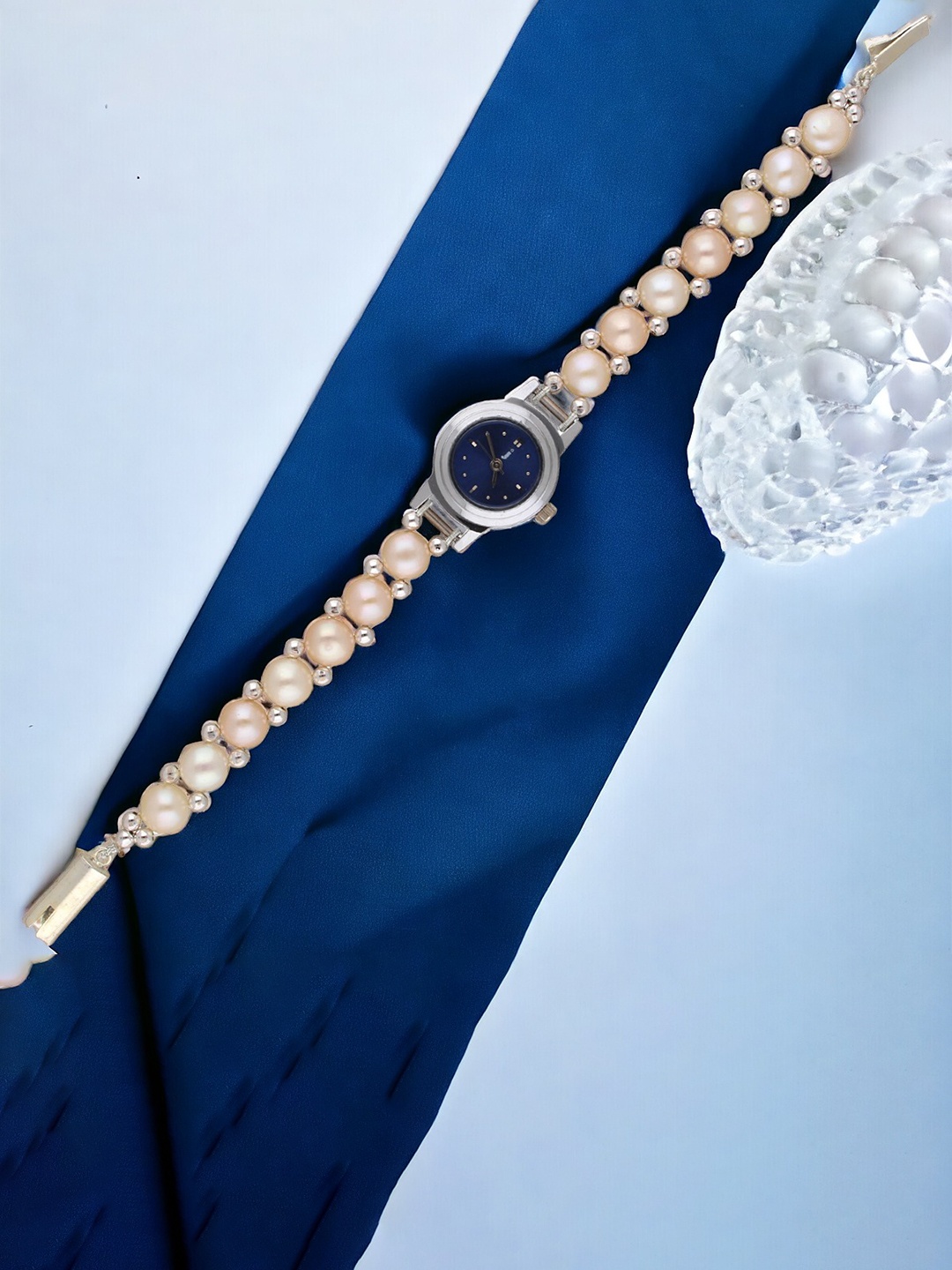 

Sri Jagdamba Pearls Dealer Women Embellished Bracelet Style Analogue Watch JPOCT-22-122, Pink