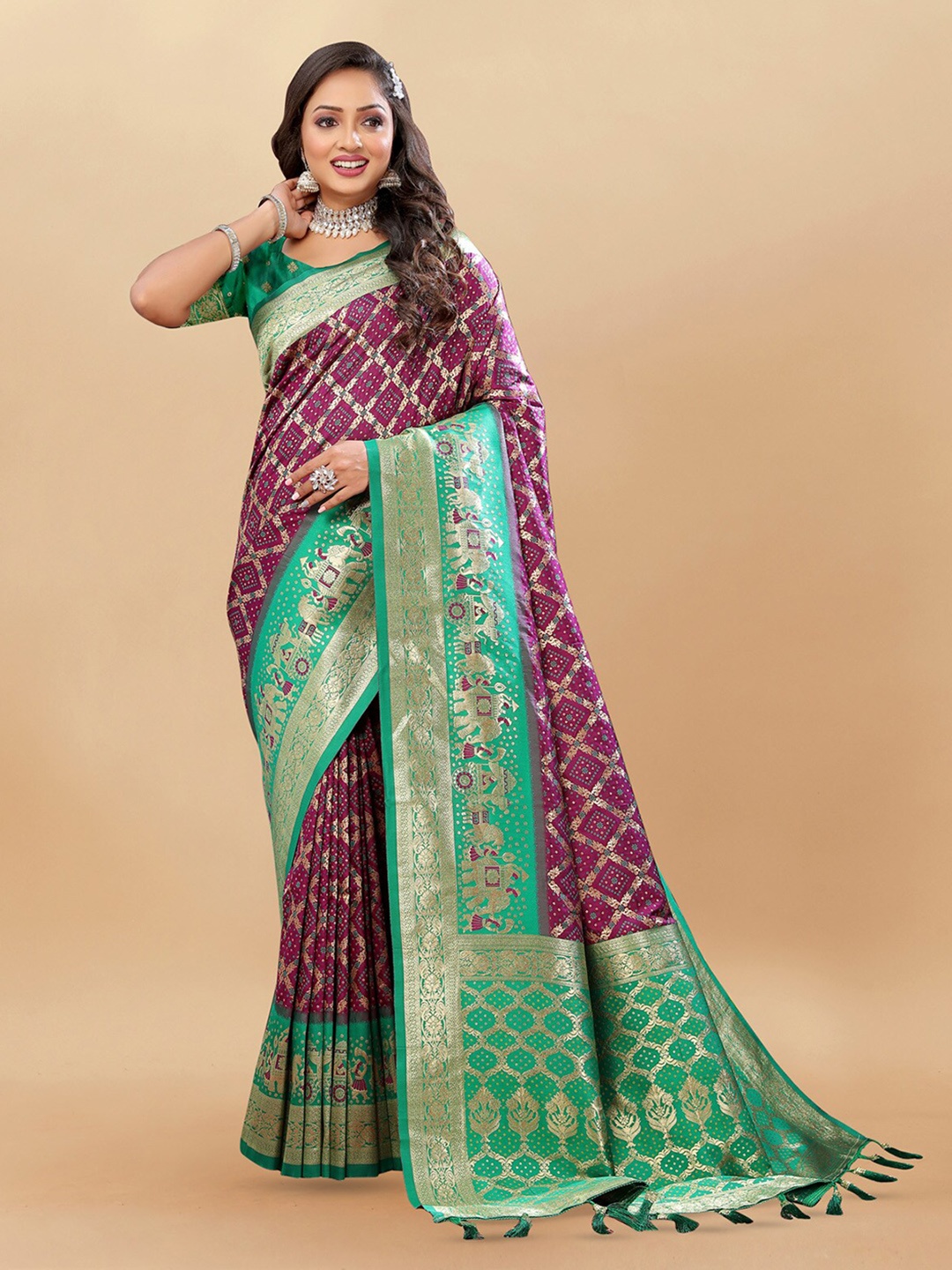 

OFLINE SELECTION Ethnic Motifs Woven Design Zari Patola Saree, Magenta