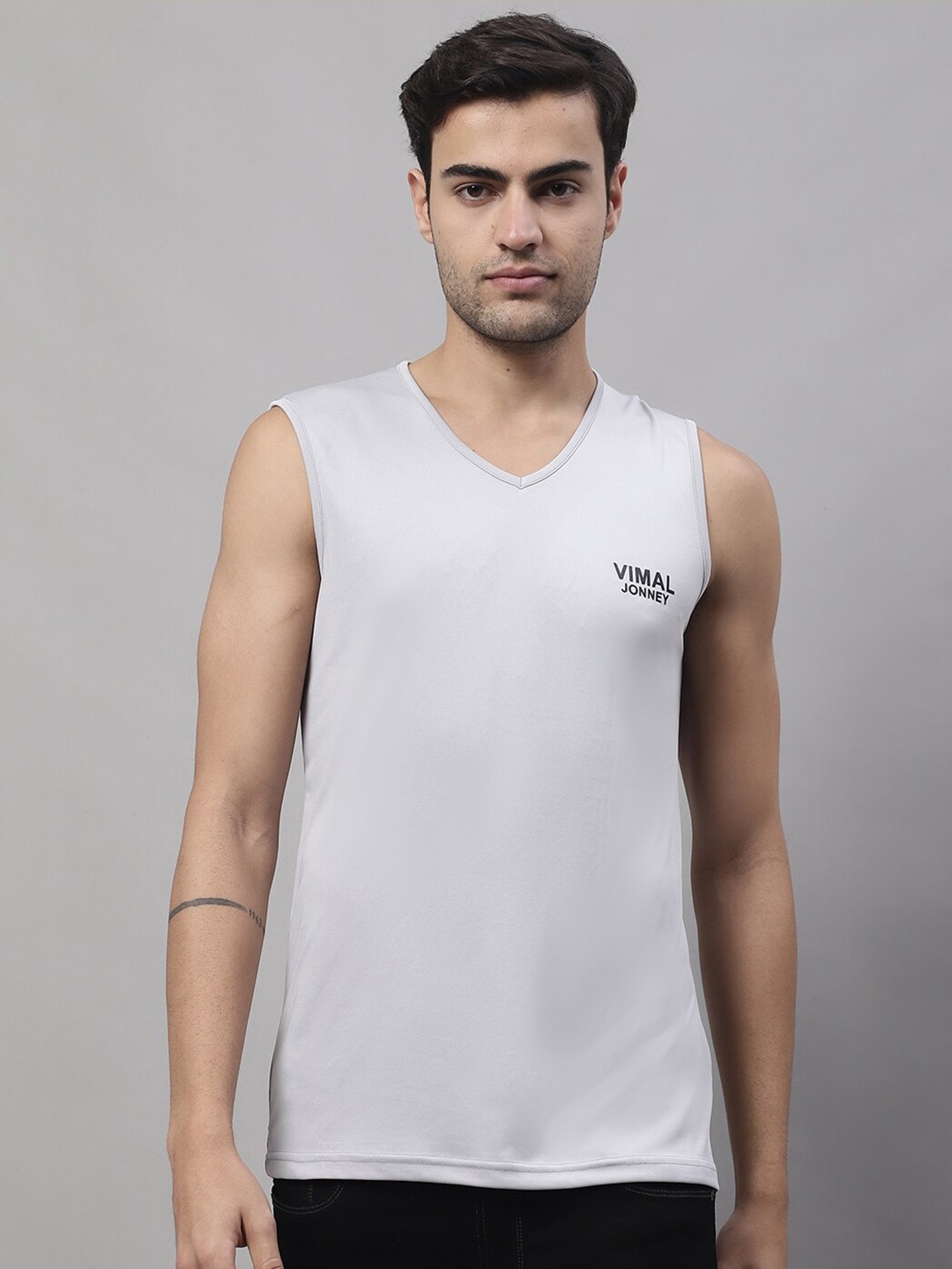 

VIMAL JONNEY V-Neck Dry Fit Basic Innervest, Grey