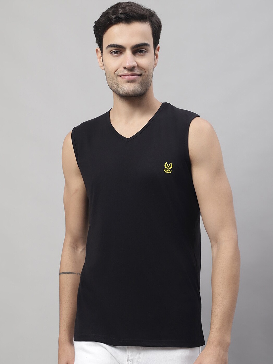 

VIMAL JONNEY V-Neck Regular Fit Cotton Gym Innervest, Black