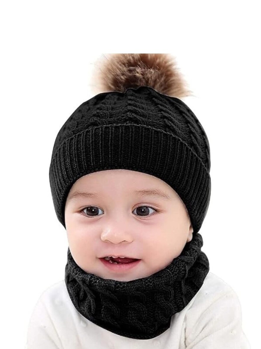 

EL REGALO Kids Self Design Beanie, Black