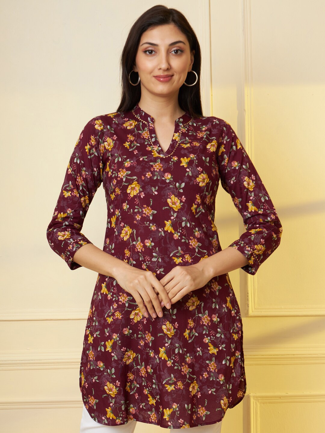 

Tissu Floral Printed Pure Cotton Kurti, Maroon