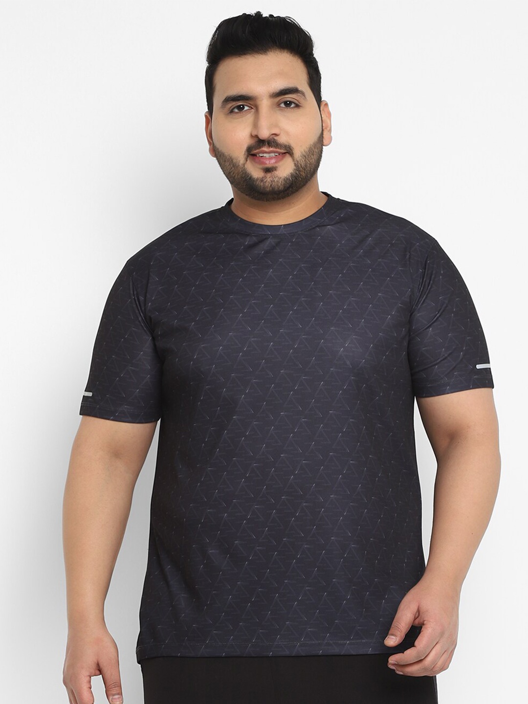 

Sztori Plus Size Active Wear Geometric Printed T-shirt, Black