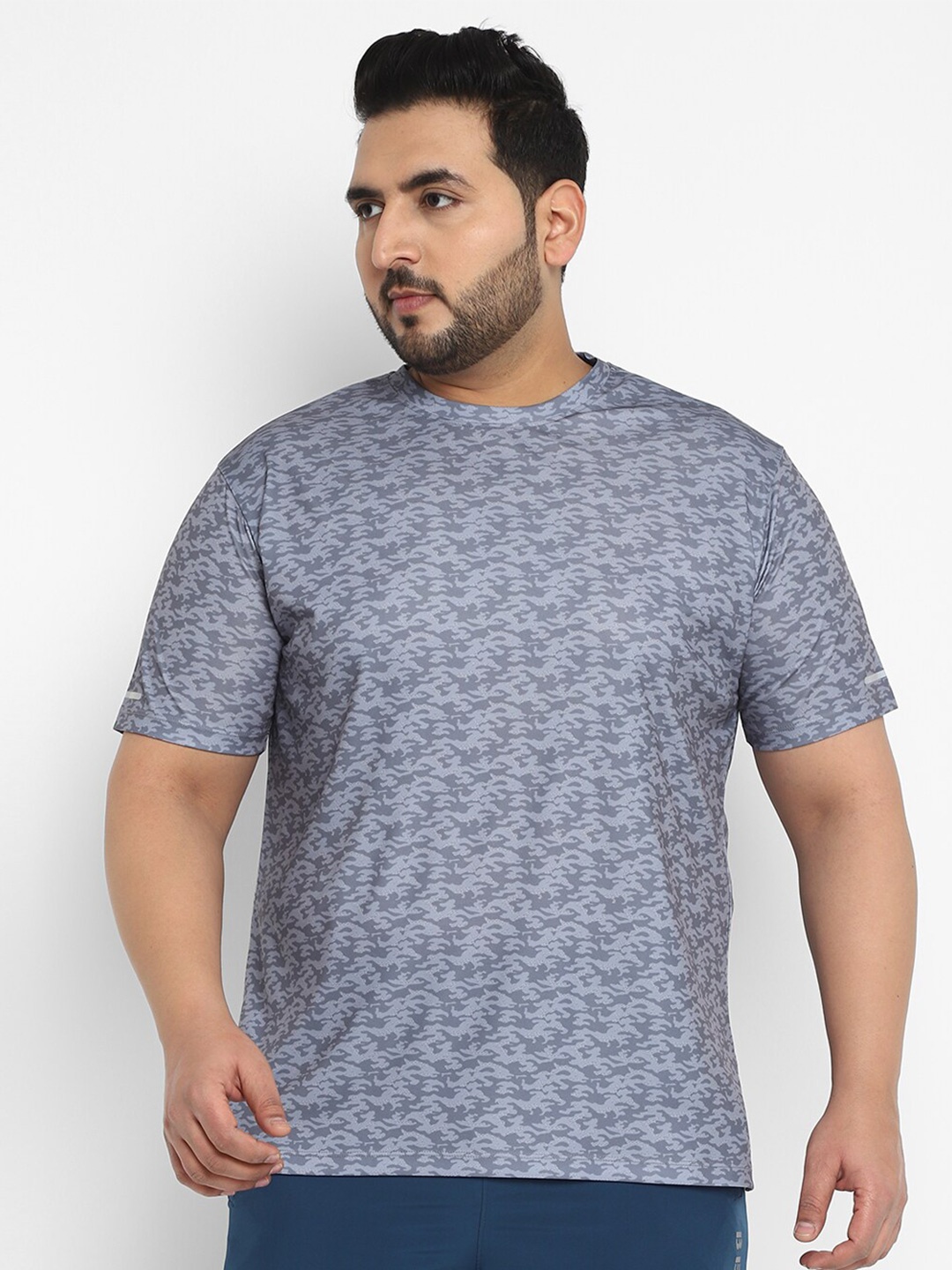 

Sztori Plus Size Active Wear Abstract Printed T-shirt, Grey