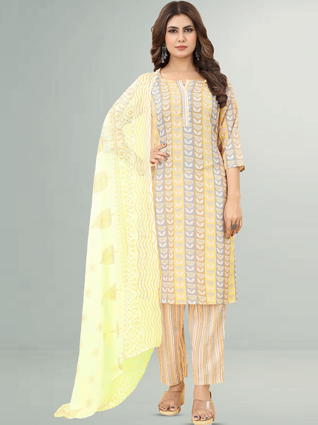 

Hinaya Floral Printed Notched Round Neck Kurta with Salwar & With Dupatta, Yellow