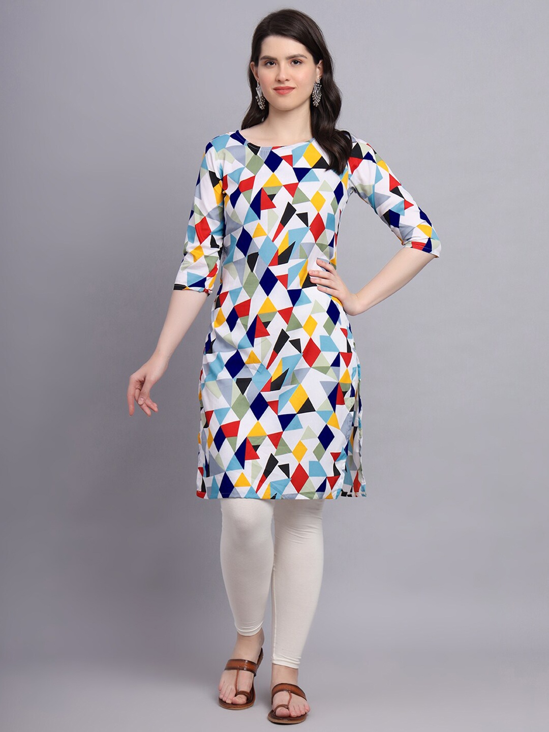 

Hinaya Geometric Printed Round Neck Straight Kurta, Blue