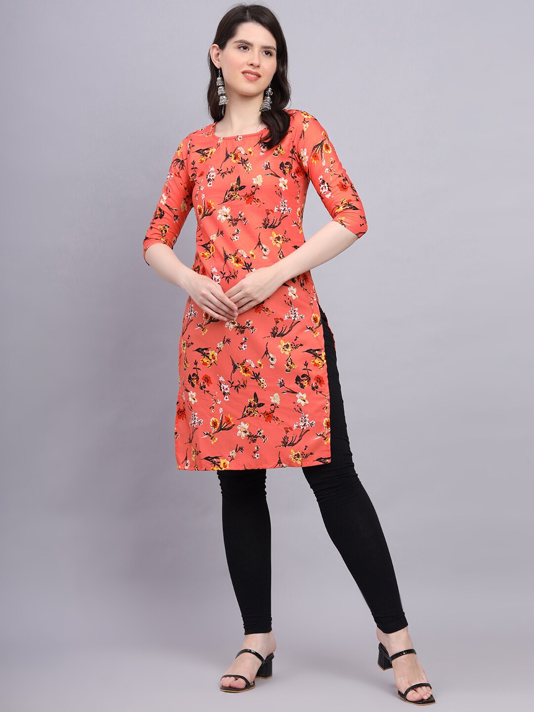 

Hinaya Floral Printed Straight Kurta, Orange