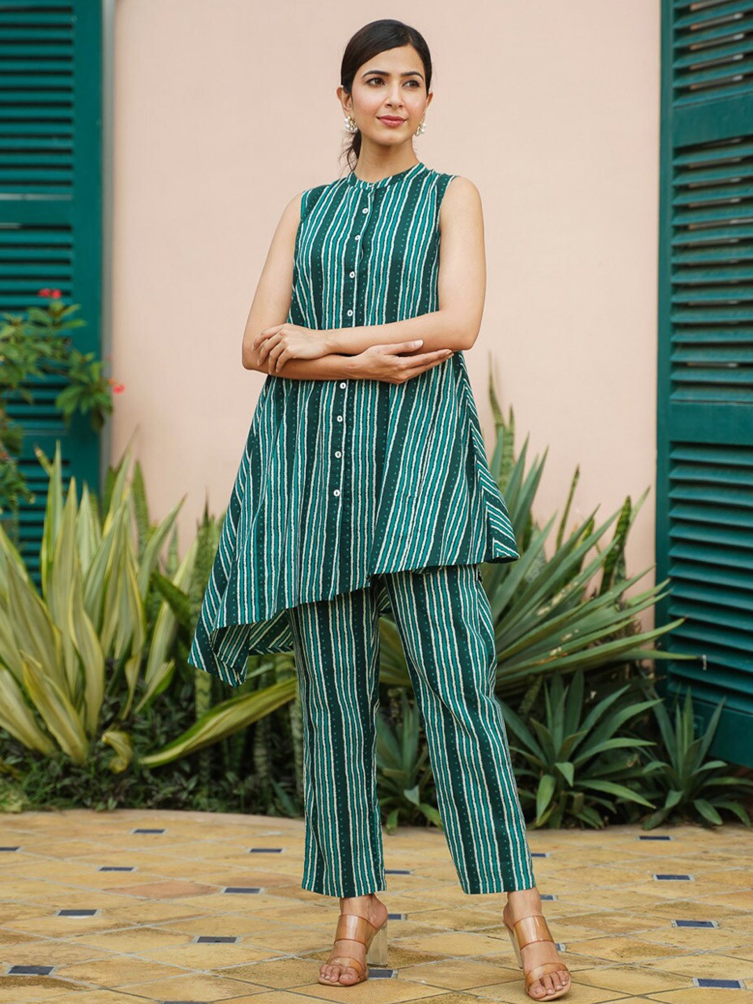 

CRAFTED FOR YOU Striped Round Neck Pure Cotton Kurta & Trouser, Green