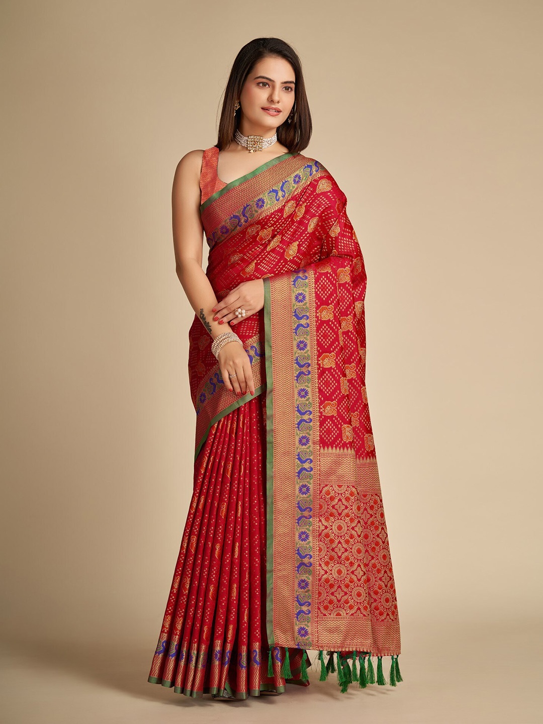 

LeeliPeeri Designer Ethnic Motifs Woven Design Zari Saree, Red
