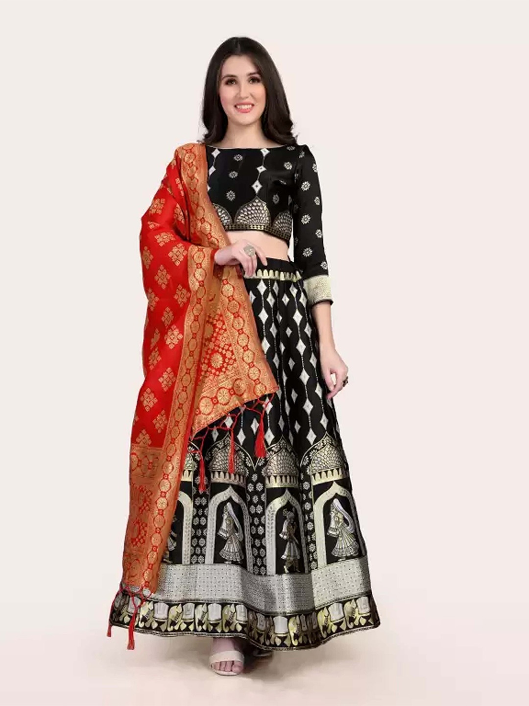 

DIVASTRI Woven Designed Semi-Stitched Lehenga & Unstitched Blouse With Dupatta, Black