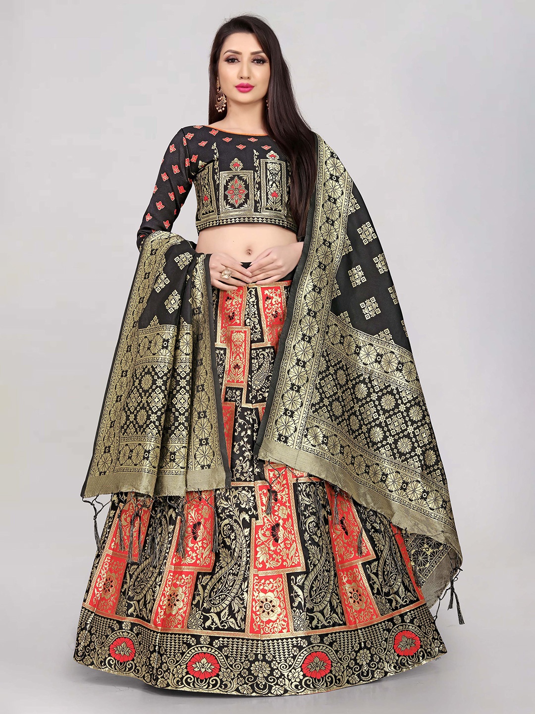 

DIVASTRI Woven Design Zari Silk Semi-Stitched Lehenga & Unstitched Blouse With Dupatta, Black