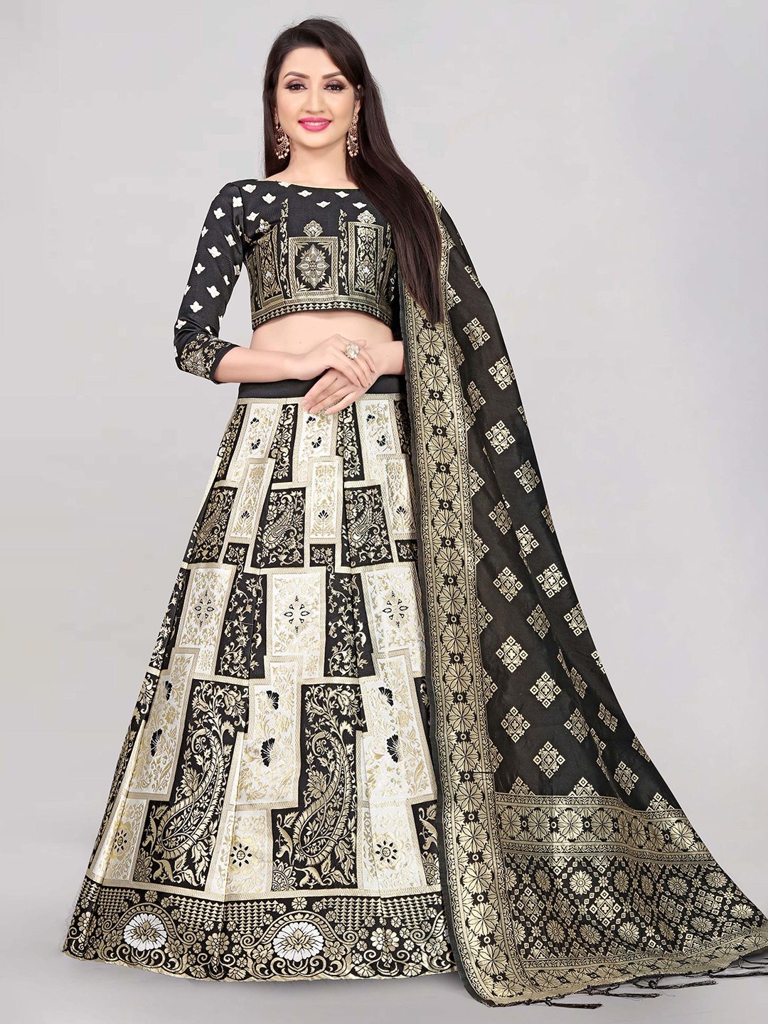 

DIVASTRI Woven Design Zari Silk Semi-Stitched Lehenga & Unstitched Blouse With Dupatta, White