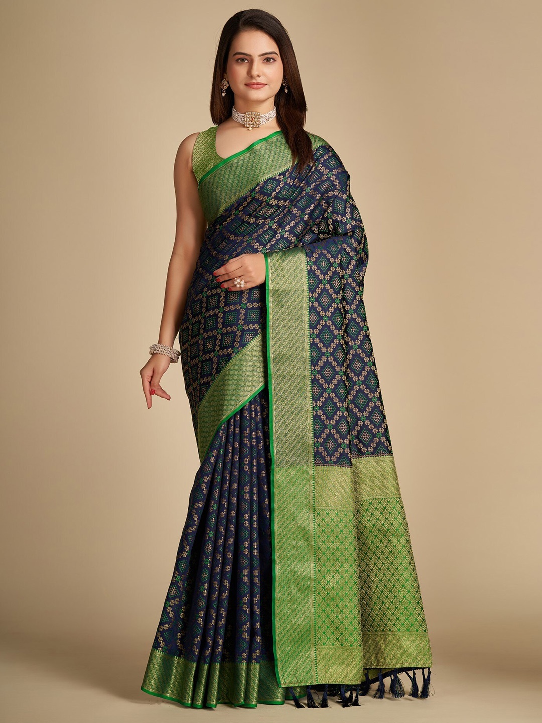 

LeeliPeeri Designer Geometric Woven Design Zari Patola Saree, Navy blue