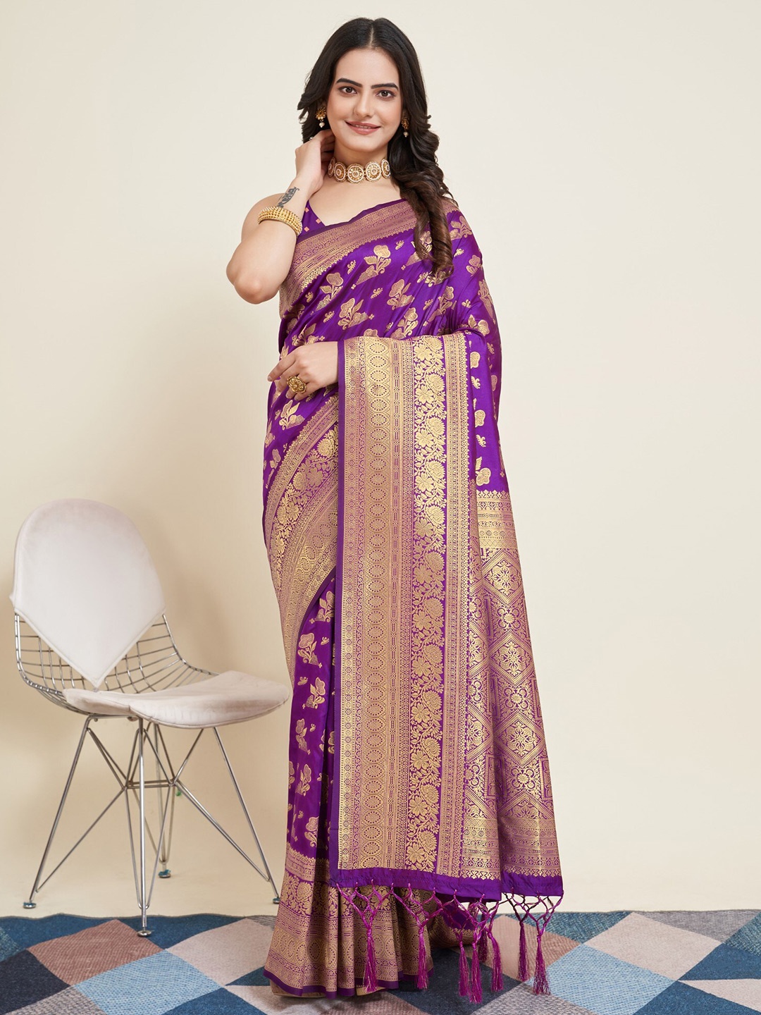 

LeeliPeeri Designer Floral Woven Design Zari Banarasi Saree, Purple