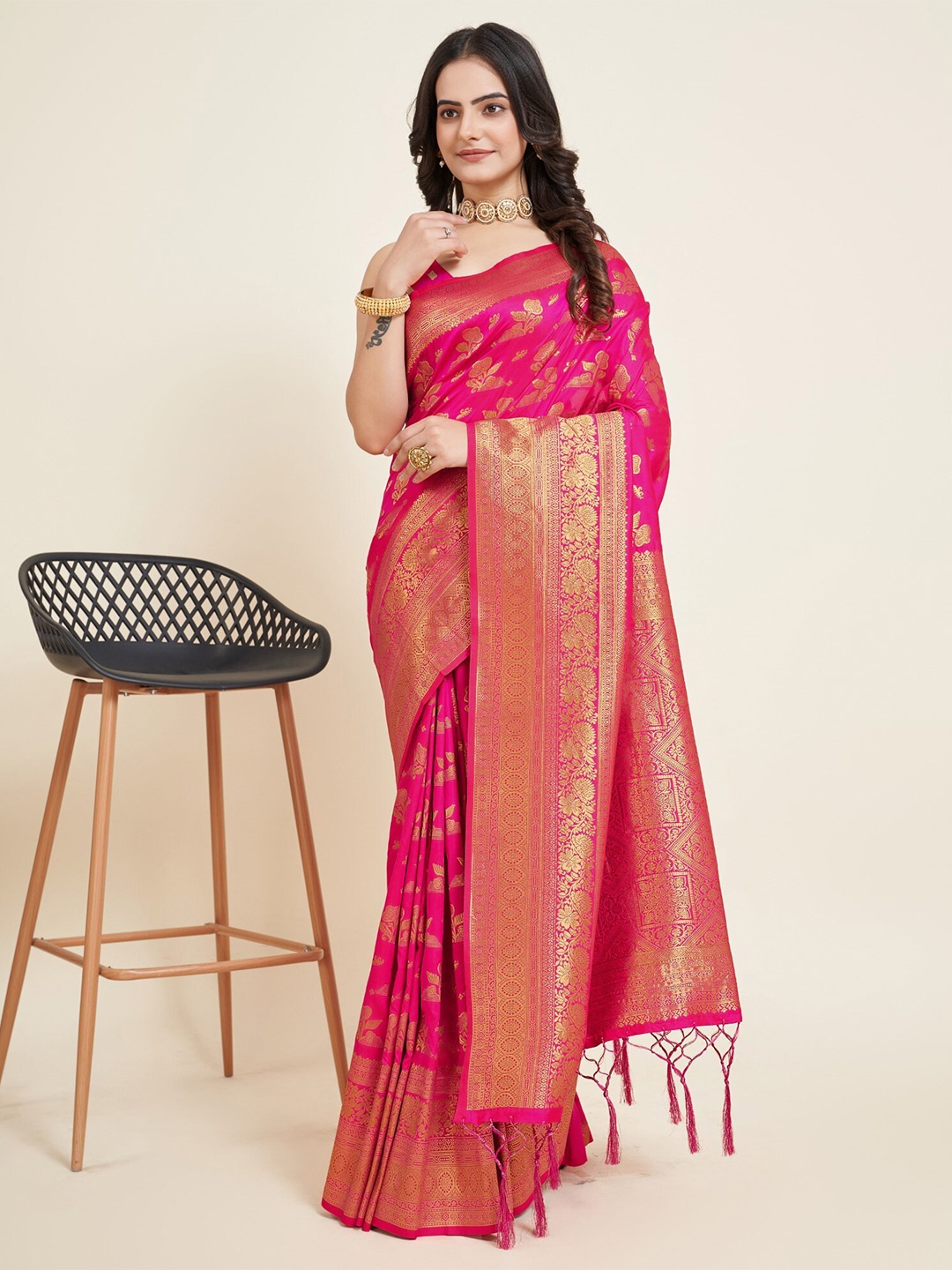 

LeeliPeeri Designer Floral Woven Design Zari Banarasi Saree, Pink