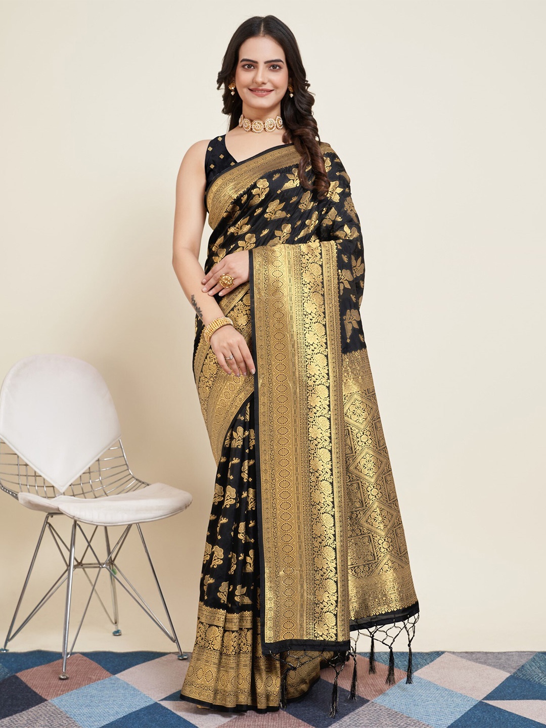 

LeeliPeeri Designer Ethnic Motifs Woven Design Zari Banarasi Saree, Black