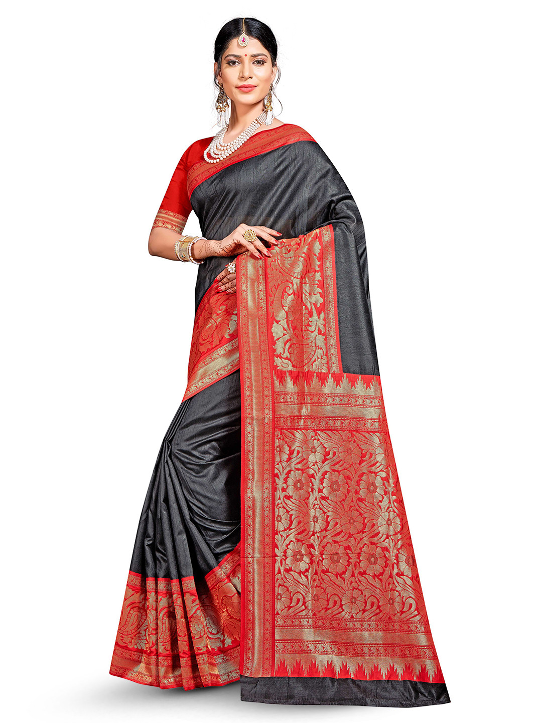 

MANVAA Woven Design Zari Banarasi Saree, Black