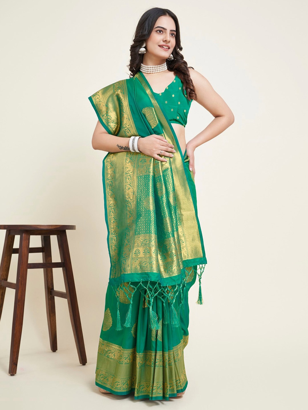 

LeeliPeeri Designer Ethnic Motifs Woven Design Zari Banarasi Saree, Green