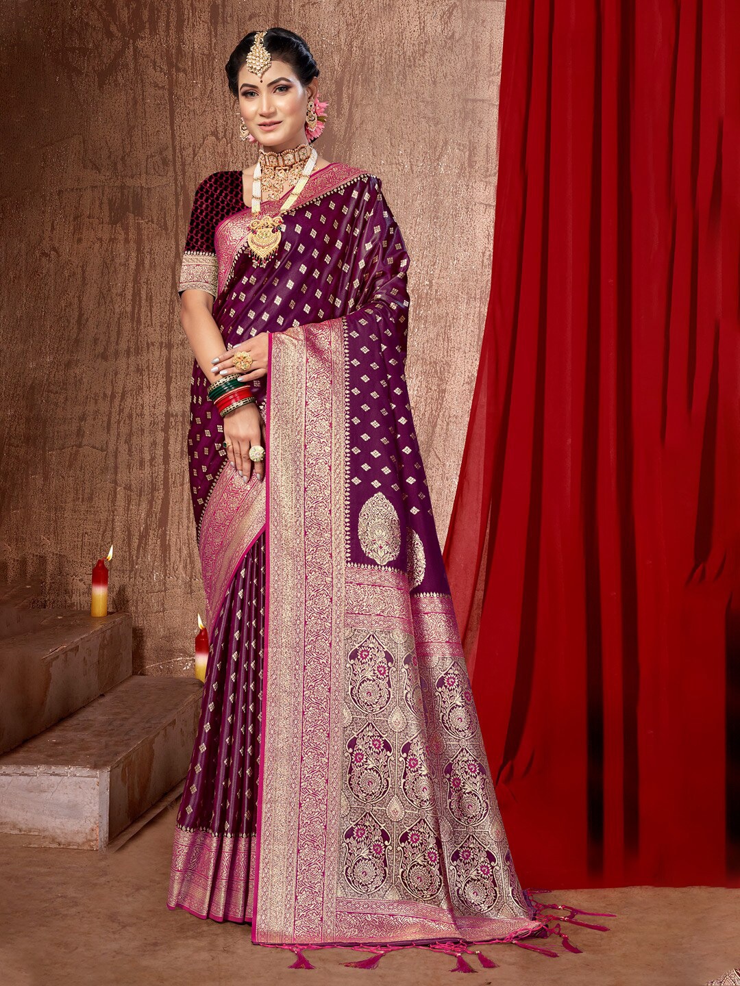

SANGAM PRINTS Woven Design Zari Banarasi Saree, Purple
