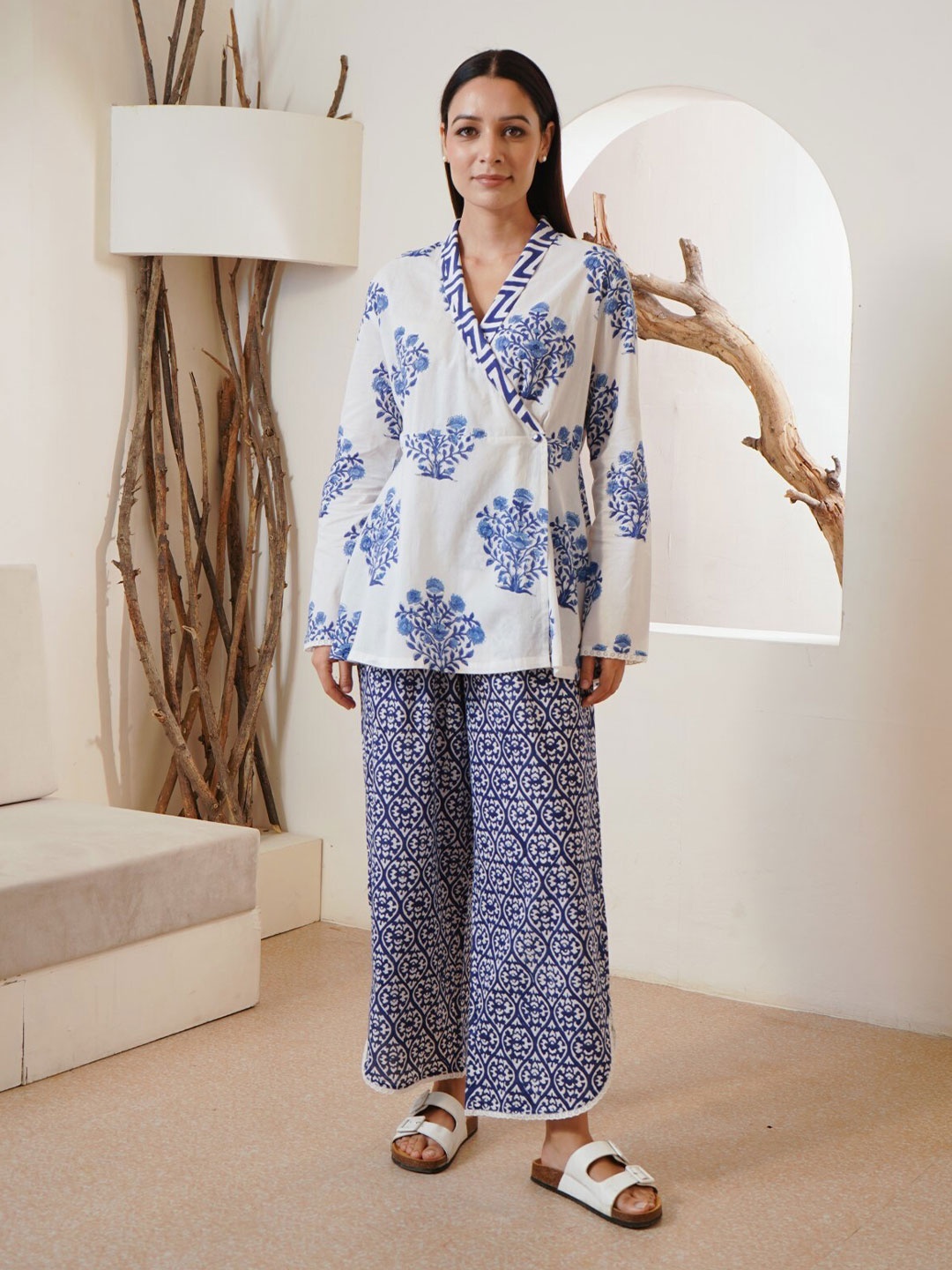 

NERO Printed Pure Cotton Top & Trouser Co-Ords, Blue