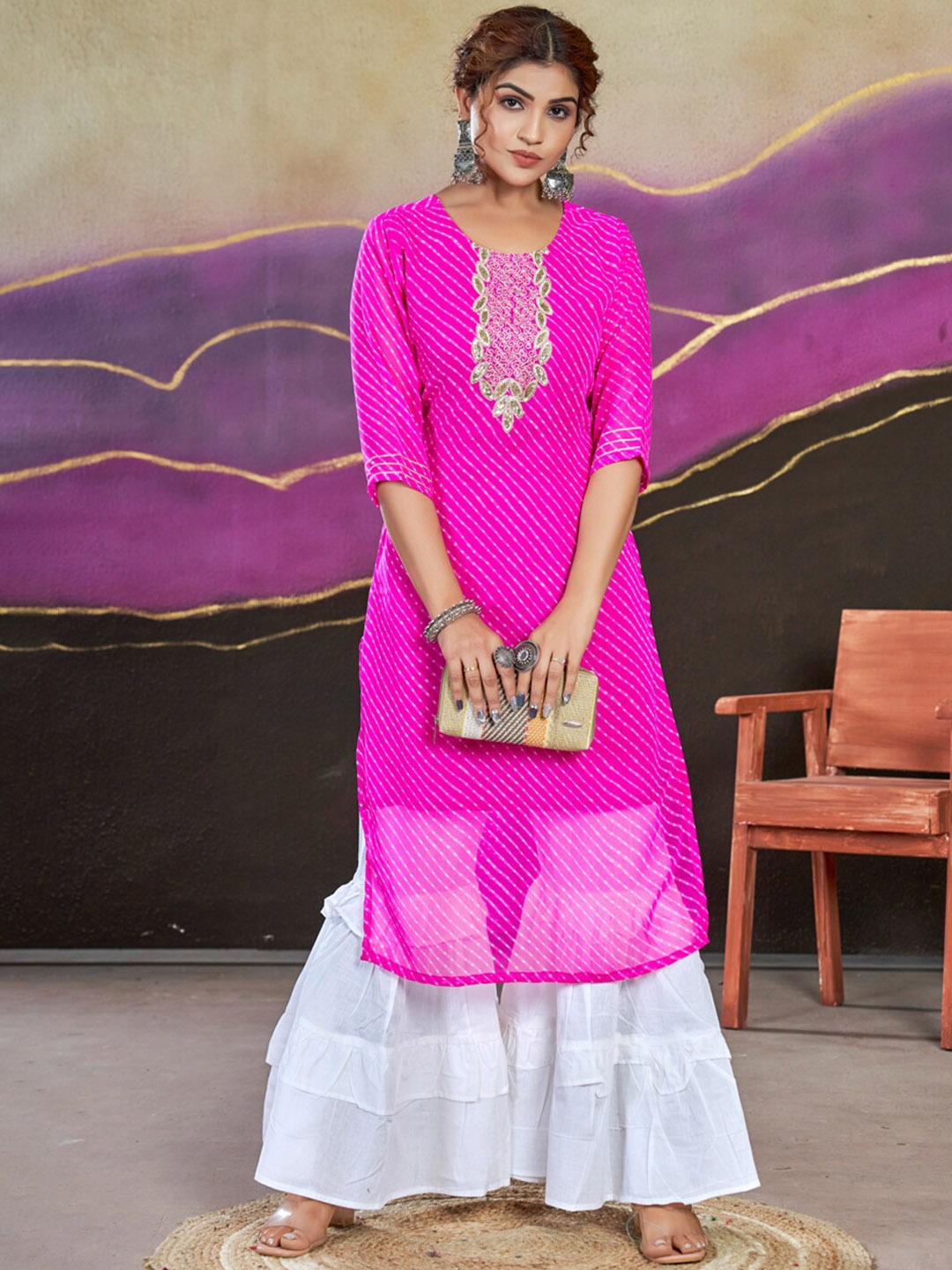 

STYLE SAMSARA Bandhani Printed Thread Work Straight Kurta, Pink
