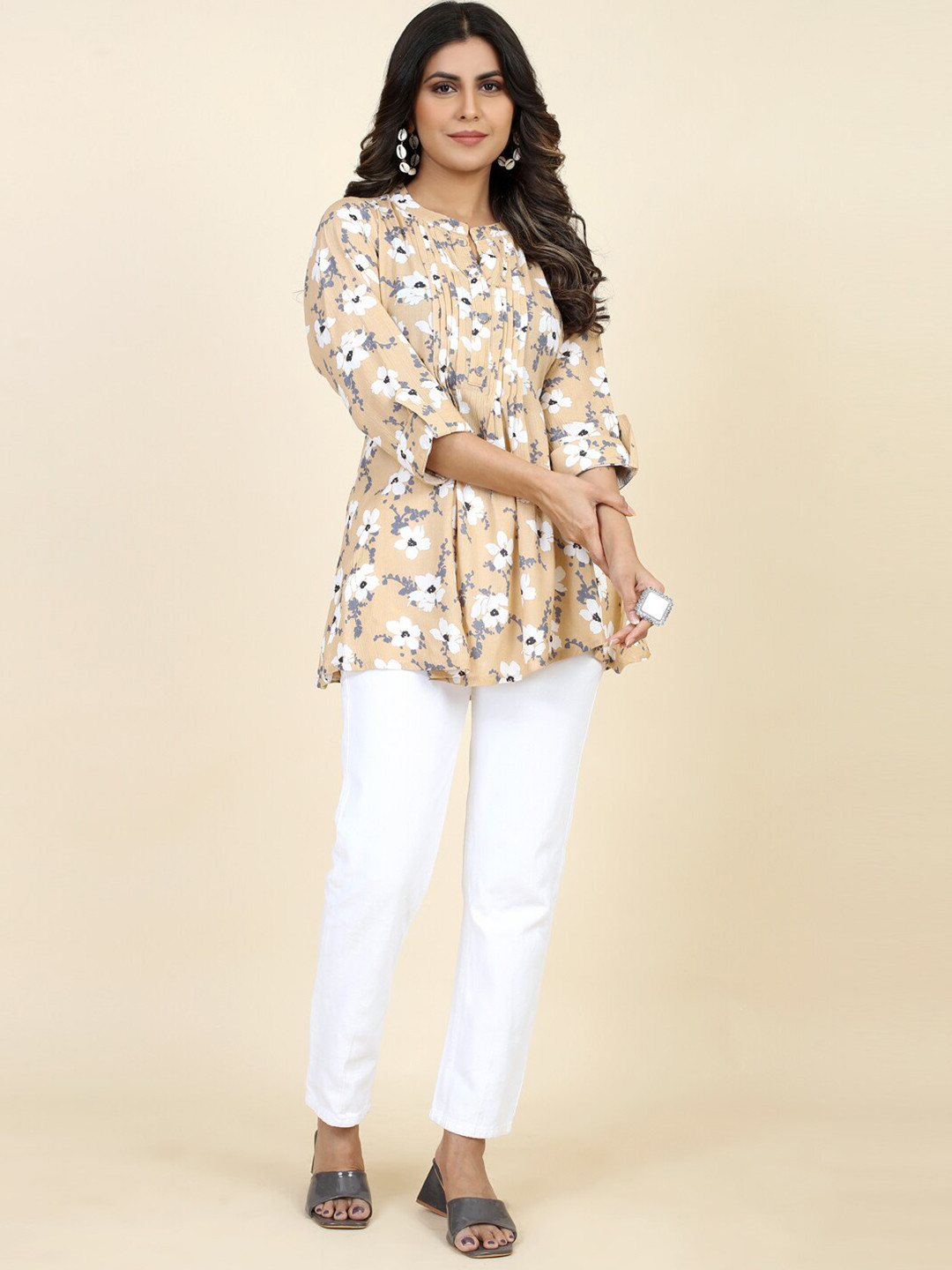 

STYLE SAMSARA Floral Printed Mandarin Collar Roll Up Sleeves A-Line Kurti, Mauve
