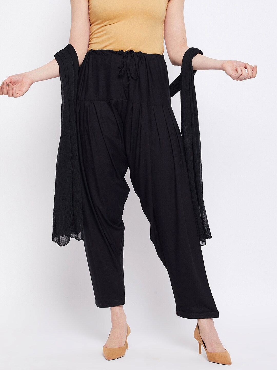 

THE PAJAMA FACTORY Women Mid-Rise Patiala & Dupatta, Black