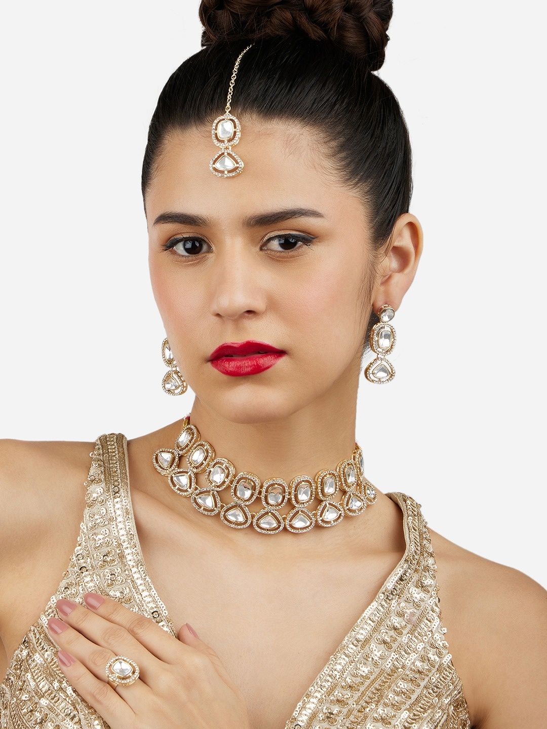 

Zaveri Pearls Gold-Plated Stones Studded Jewellery Set
