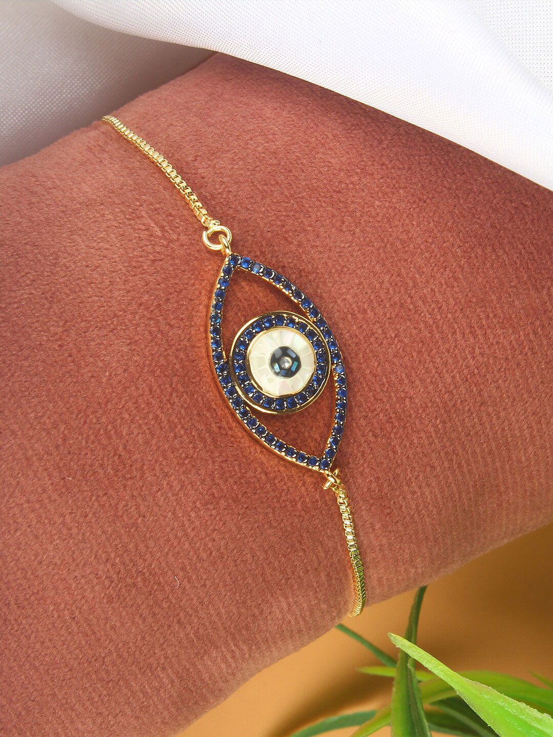 

DressBerry Gold-Toned & Blue Gold-Plated Cubic Zirconia Charm Bracelet