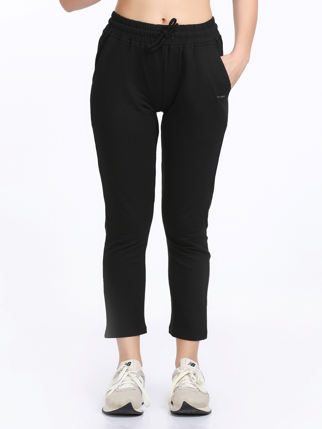 

HILLBERG Women Mid Rise Track Pant, Black