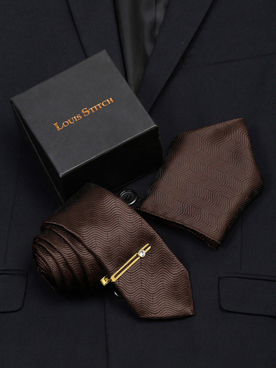 

LOUIS STITCH Men Self Designed Italian Silk Necktie Accessory Gift Set, Brown