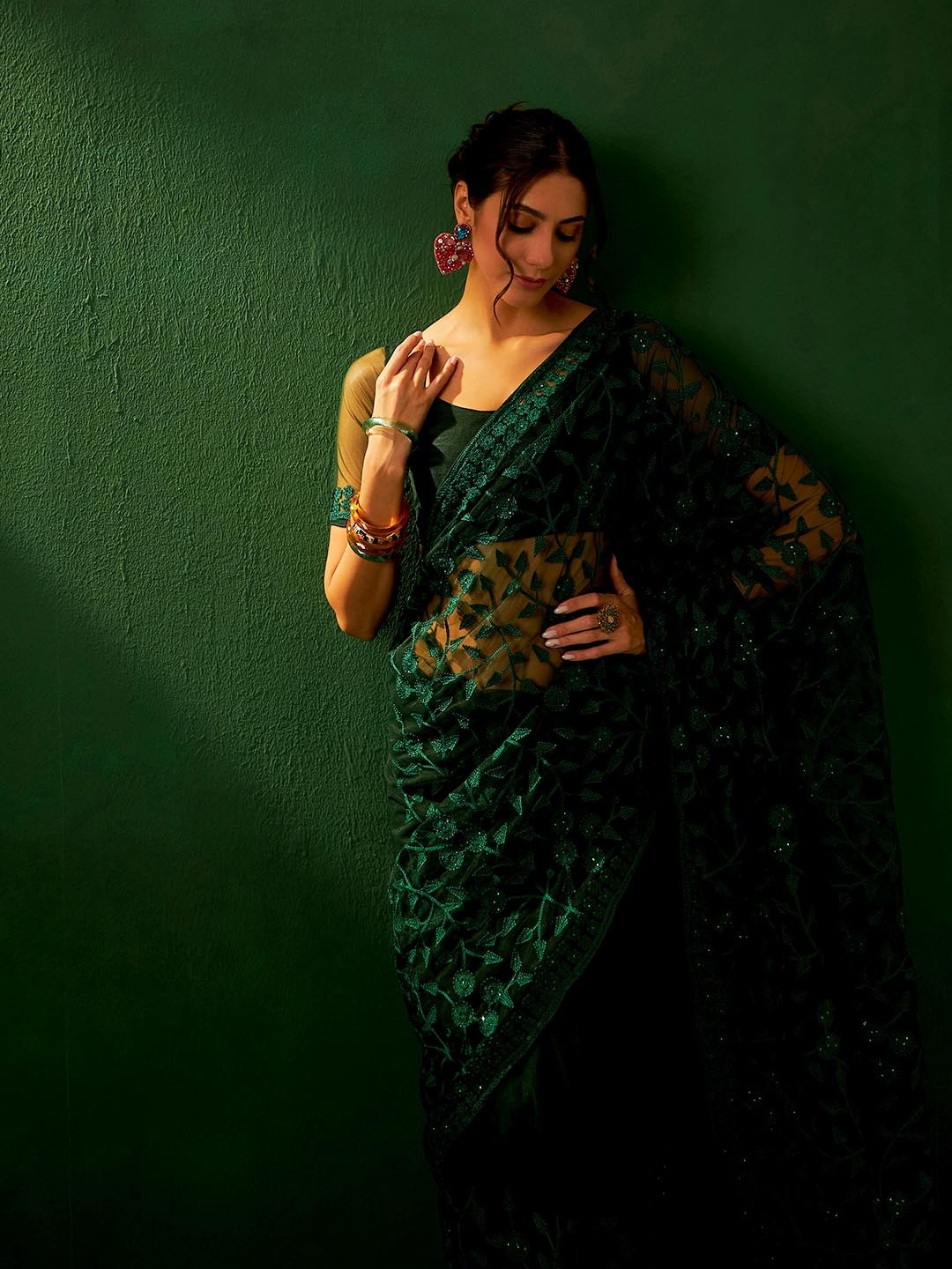 

Sangria Embroidered Saree, Green