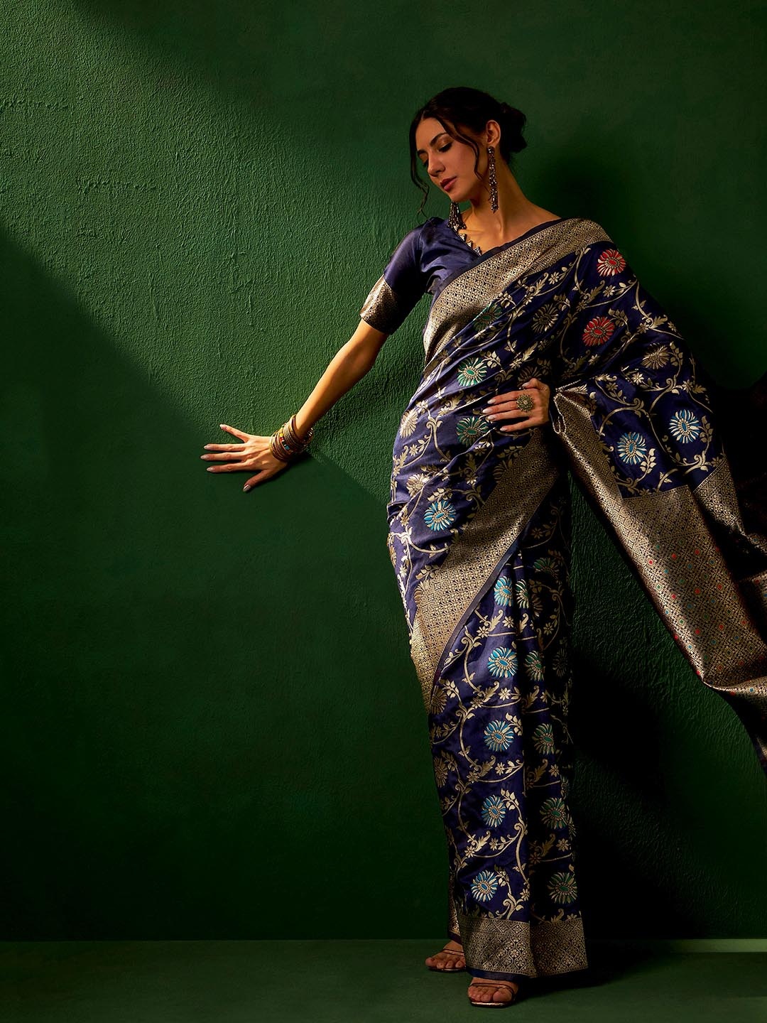 

Sangria Woven Designed Banarasi Sarees, Navy blue