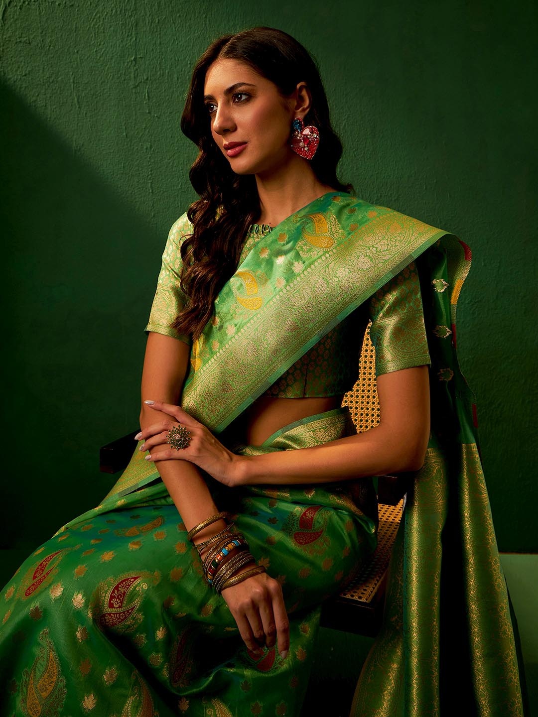 

Sangria Ethnic Motifs Woven Designed Kanjeevaram Saree, Green