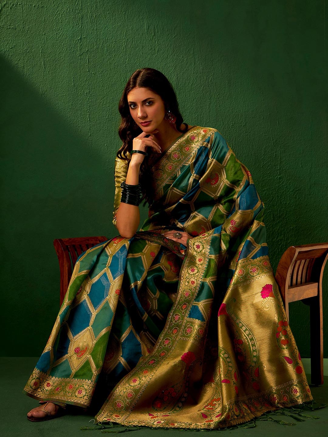 

Sangria Woven Designed Kanjeevaram Saree, Green