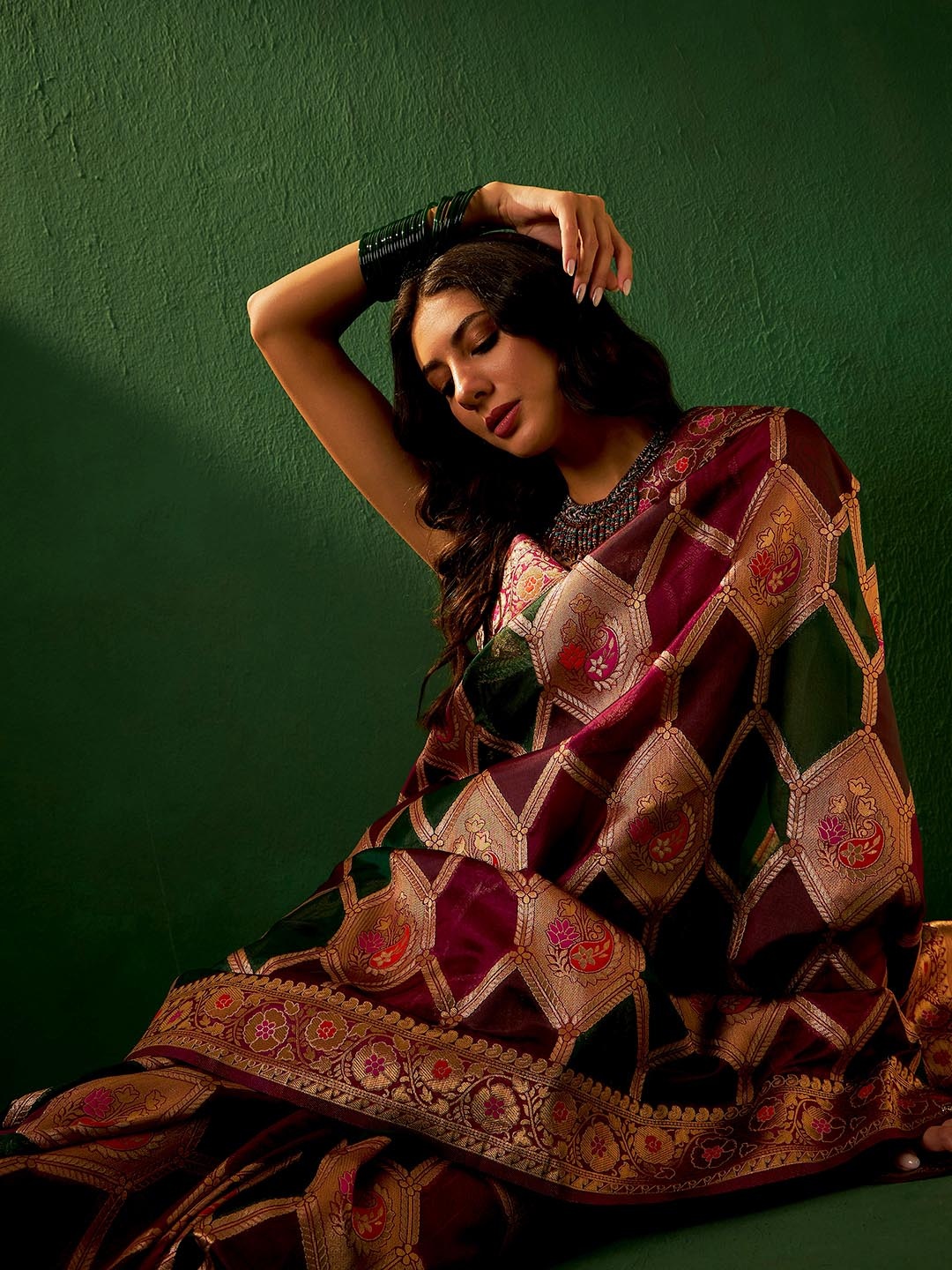 

Sangria Woven Designed Kanjeevaram Saree, Maroon