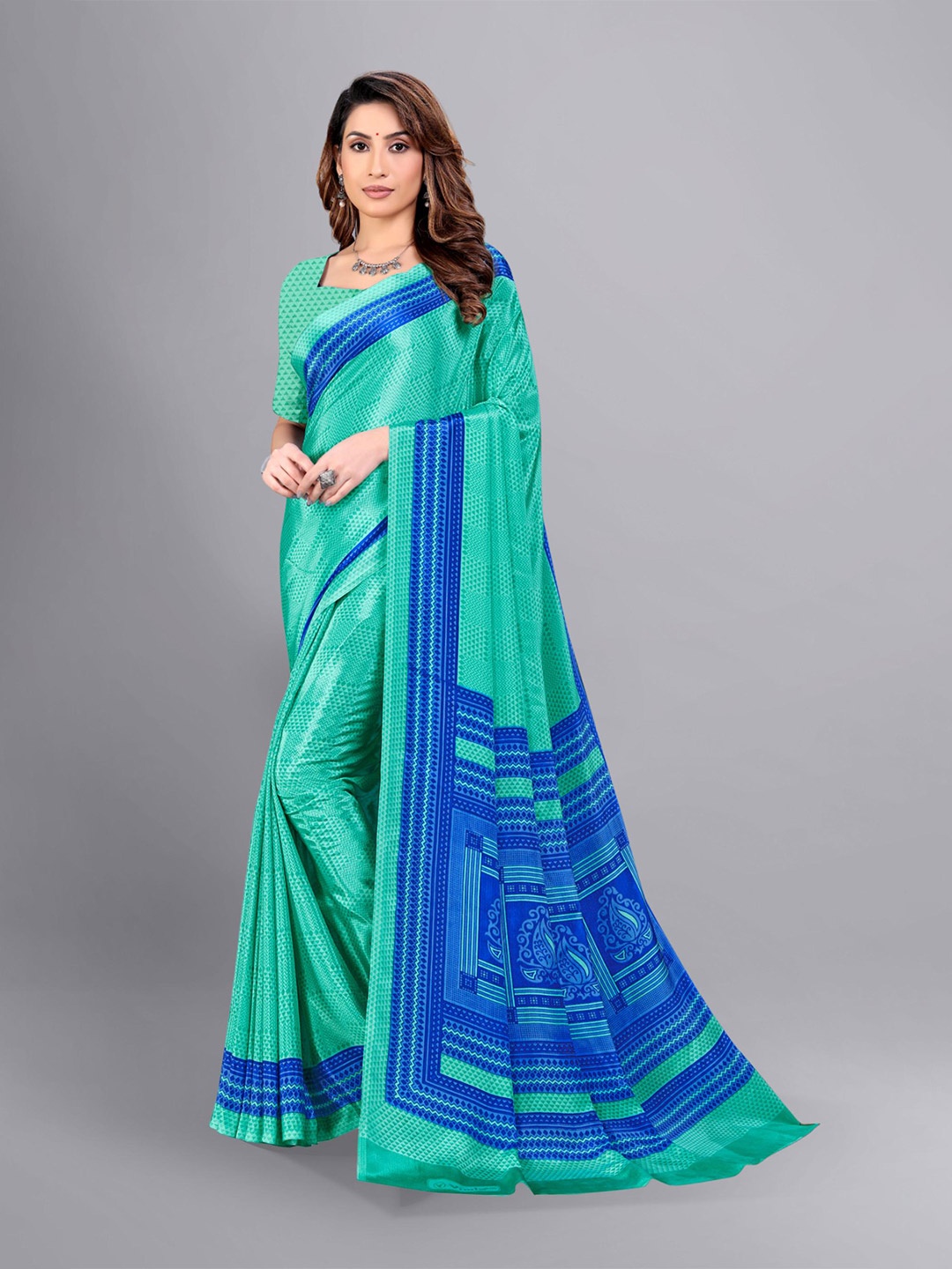 

VIMLA Solid Art Silk Saree, Green