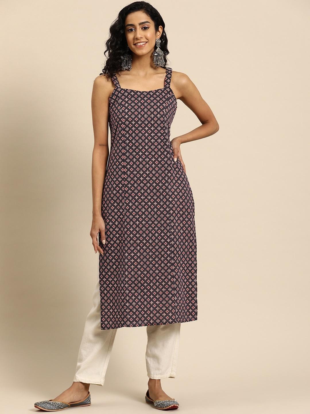 

anayna Women Printed Kantha Work Kurta, Black