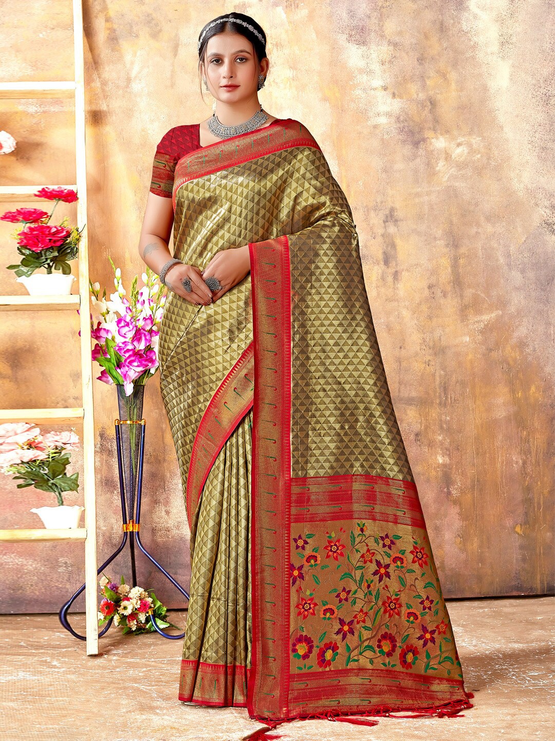 

Mitera Sea Green & Red Ethnic Woven Design Zari Silk Kanjeevaram Saree