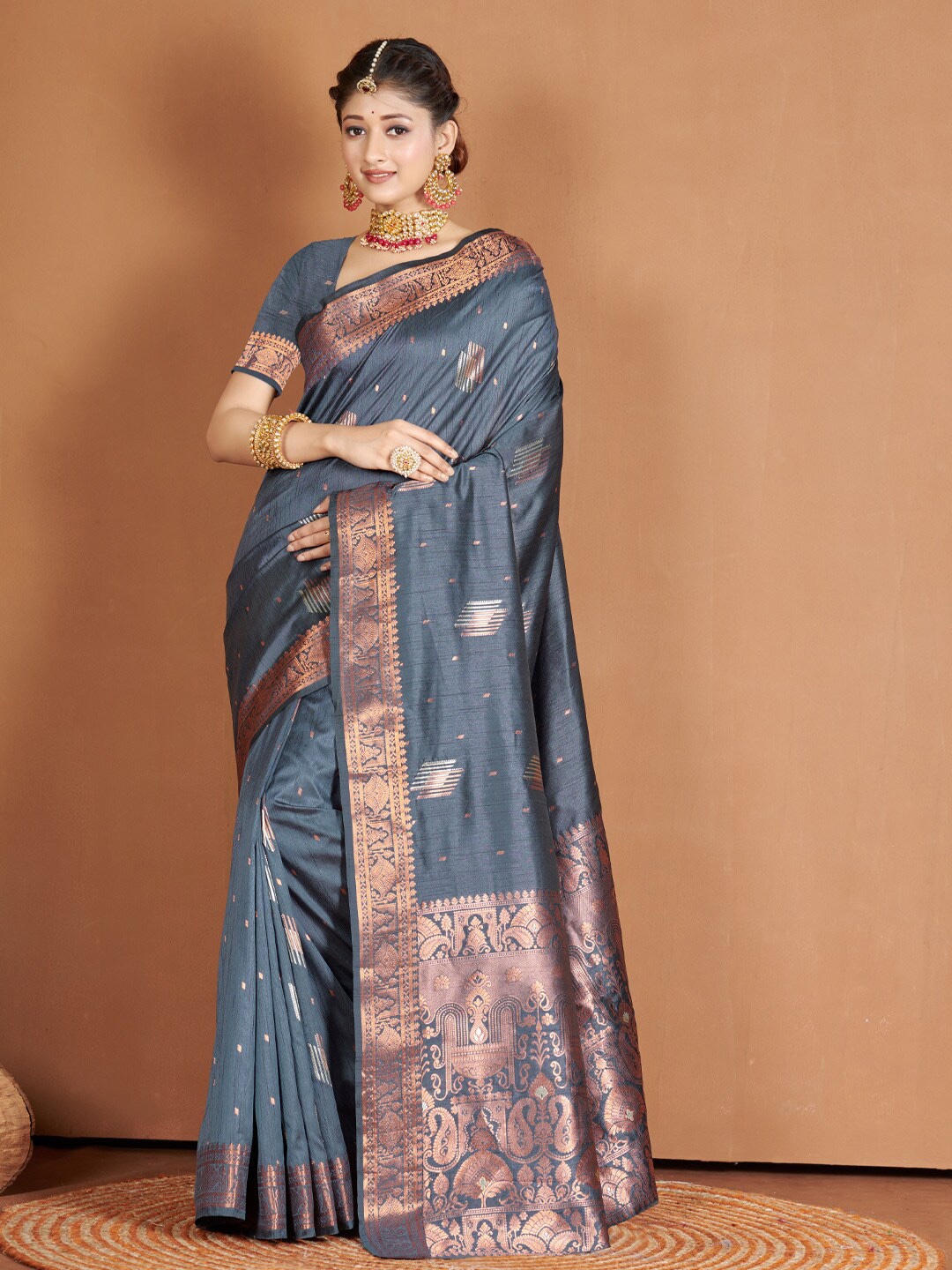 

Mitera Ethnic Motifs Woven Design Zari Banarasi Saree, Grey