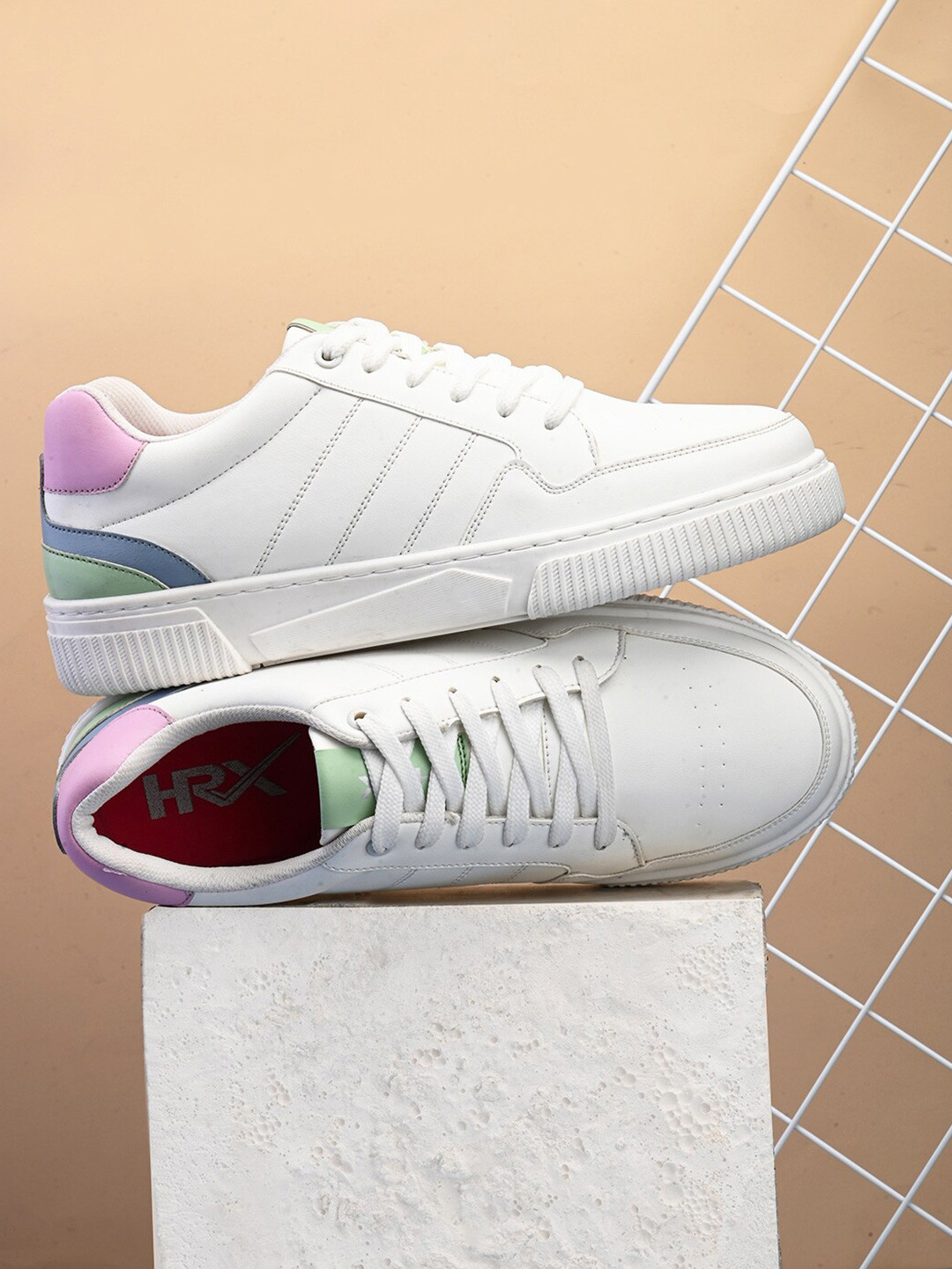 

HRX by Hrithik Roshan Women Round Toe Lightweight Sneakers, White