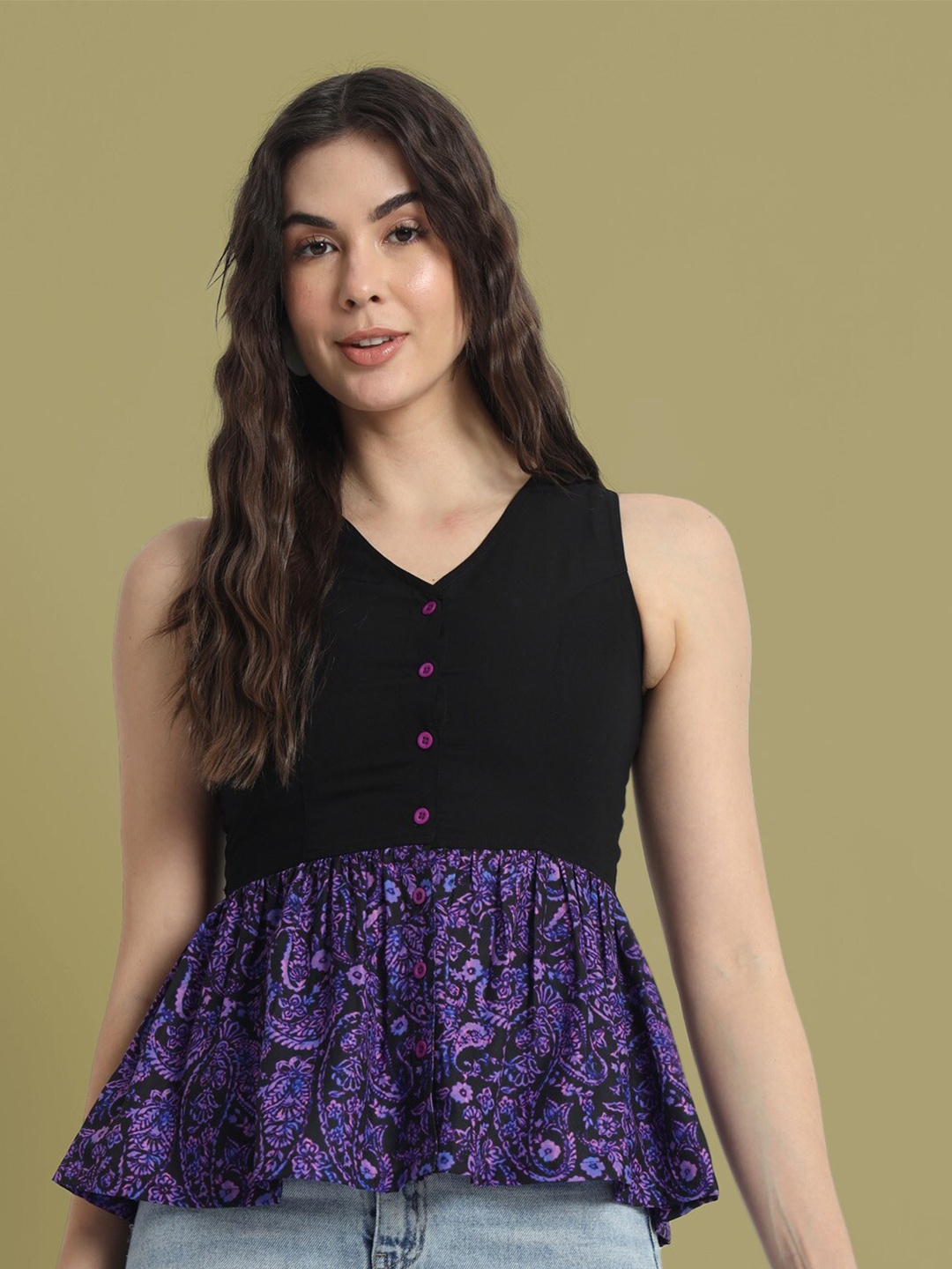 

CHARMGAL Floral Printed V-Neck Gathered Detailed Peplum Top, Black
