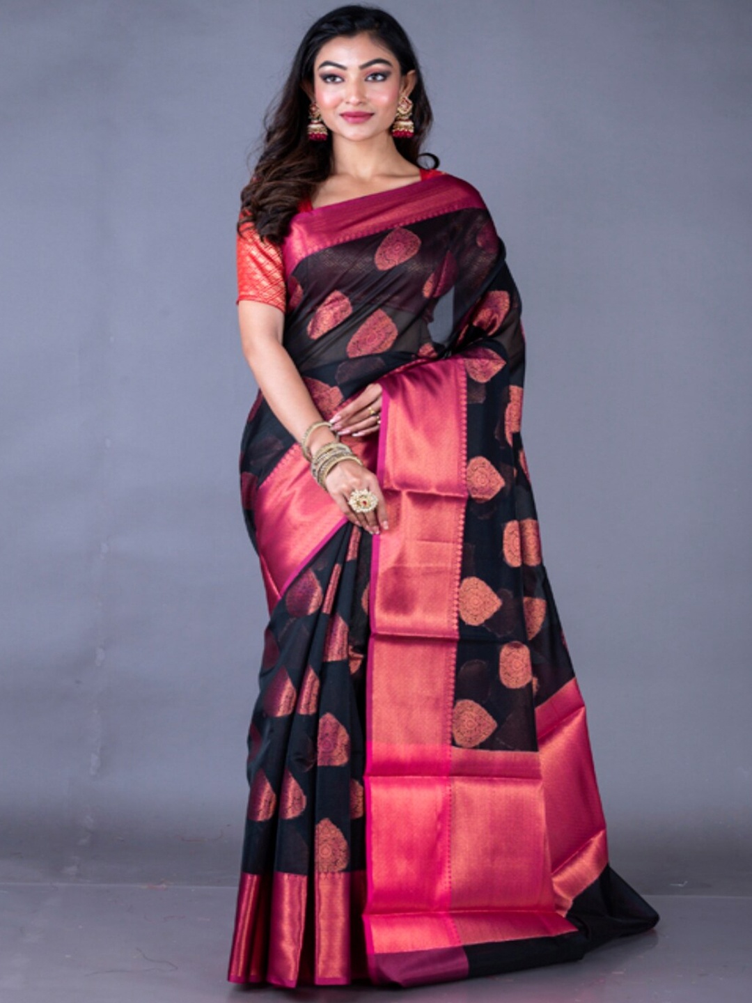 

Morchari Ethnic Motifs Woven Design Zari Banarasi Saree, Black