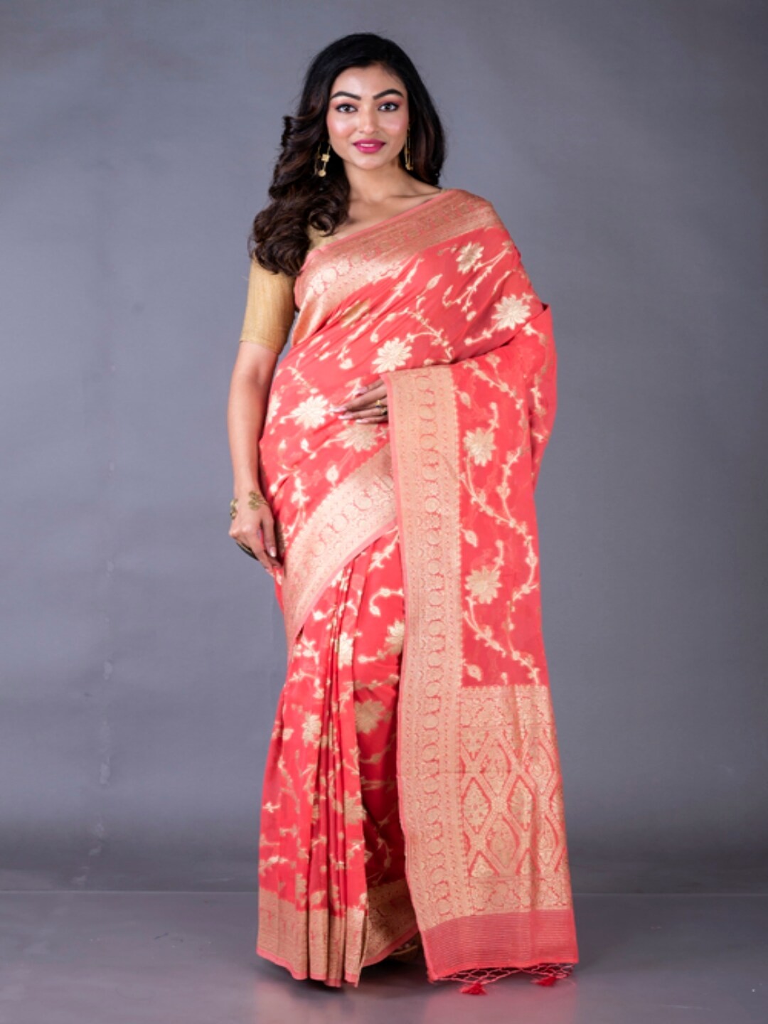 

Morchari Floral Woven Design Zari Pure Georgette Banarasi Saree, Pink