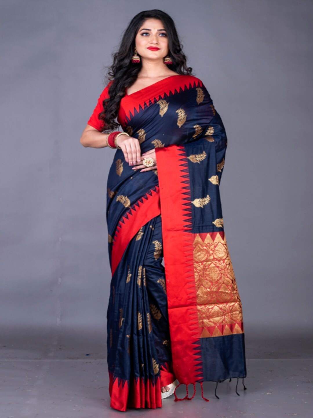 

Morchari Woven Design Zari Chanderi Saree, Blue