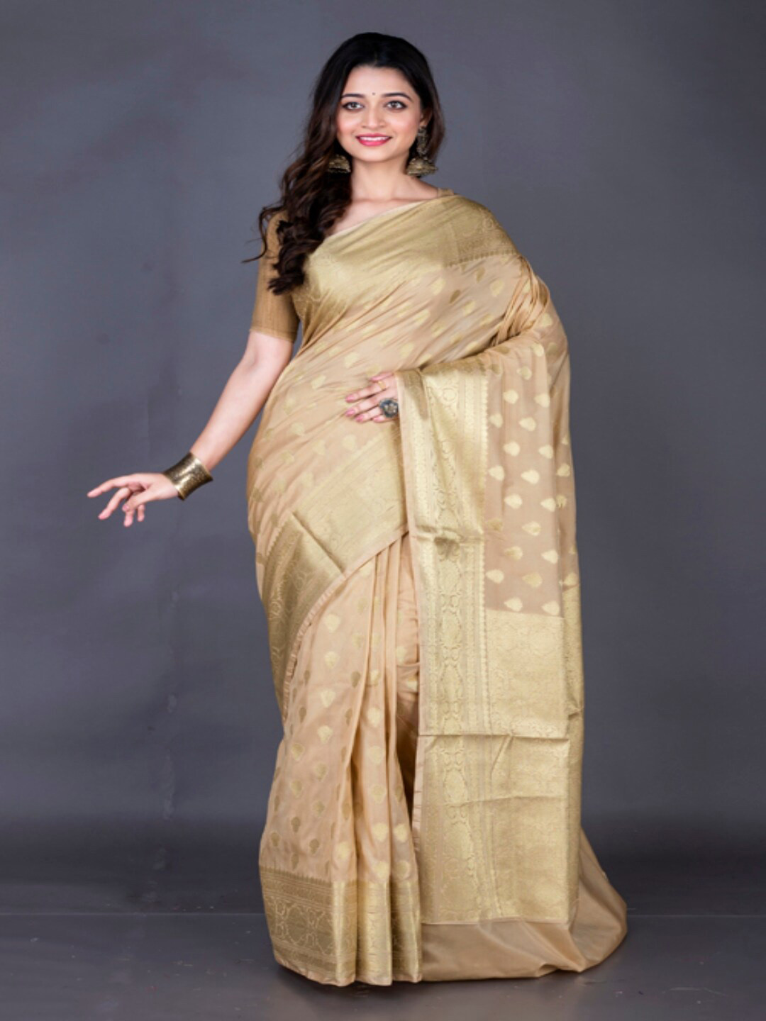 

Morchari Ethnic Motifs Woven Design Zari Banarasi Saree, Cream