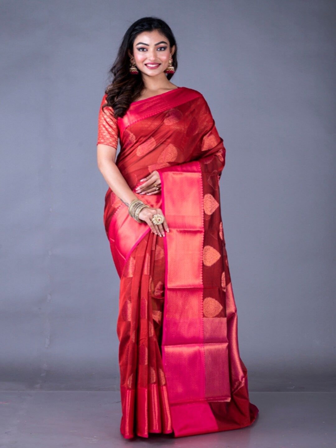 

Morchari Maroon & Pink Woven Design Zari Banarasi Saree