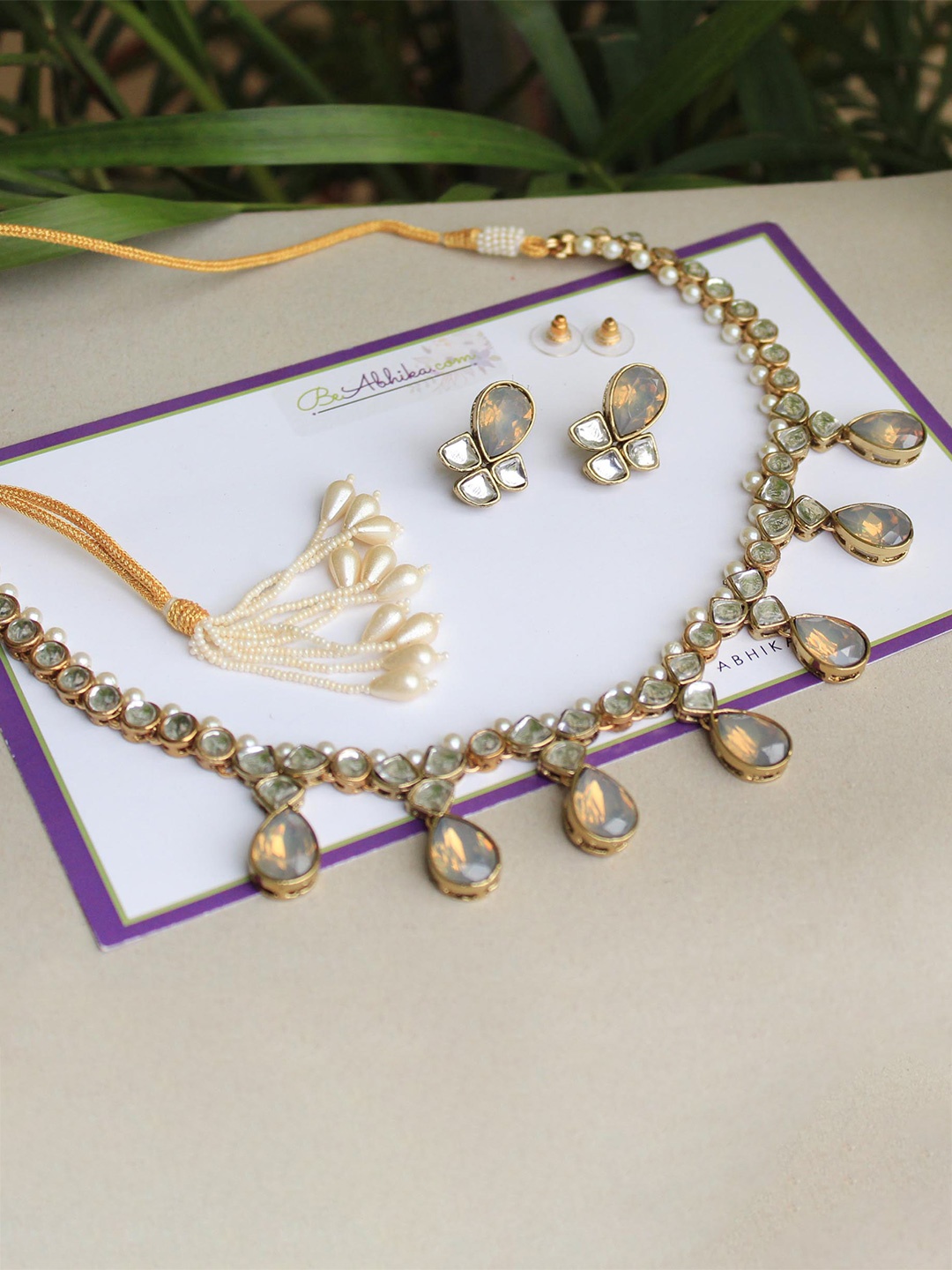 

BeAbhika Gold-Plated Kundan-Studded & Beaded Jewellery Set, Grey